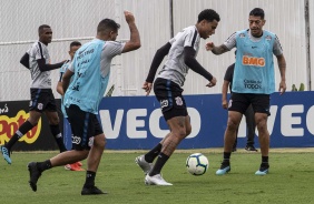 Aps derrota para o Cruzeiro, Corinthians volta aos treinos no CT Joaquim Grava
