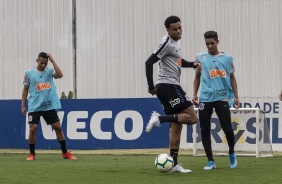 Aps derrota para o Cruzeiro, Corinthians volta aos treinos no CT Joaquim Grava