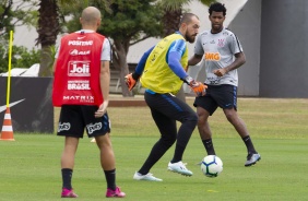 Aps derrota para o Cruzeiro, Corinthians volta aos treinos no CT Joaquim Grava