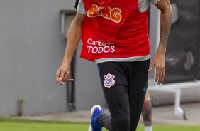 Aps derrota para o Cruzeiro, Corinthians volta aos treinos no CT Joaquim Grava