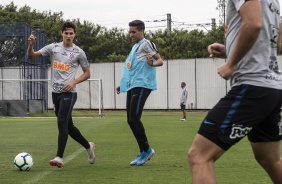 Aps derrota para o Cruzeiro, Corinthians volta aos treinos no CT Joaquim Grava