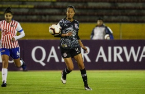 Atacante Victria durante jogo contra o Libertad/Limpeo pela Libertadores Feminina 2019