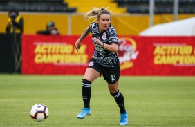 Cacau durante jogo contra o Libertad/Limpeño pela Libertadores Feminina 2019