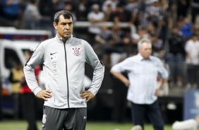 Carille durante jogo contra o Cruzeiro, pelo Campeonato Brasileiro, na Arena Corinthians