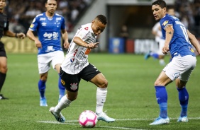 Garoto Janderson durante jogo contra o Cruzeiro, pelo Campeonato Brasileiro, na Arena Corinthians