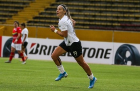 Jogadoras do Corinthians feminino durante jogo contra o Santiago Morning