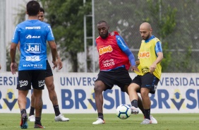 Manoel e Rgis no treinamento desta tera-feira no CT Joaquim Grava