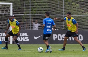 Marllon, Clayson e Ralf no treinamento desta terça-feira no CT Joaquim Grava