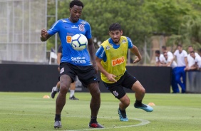 Renê e Méndez no treino desta terça-feira no CT Joaquim Grava