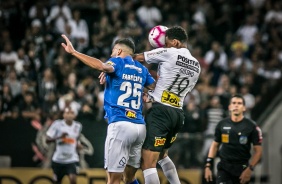 Gustavo no jogo contra o Cruzeiro, pelo Brasileiro, na Arena Corinthians