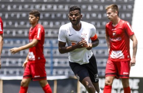 Jovem Nathan em partida contra o Ituano pelo Campeonato Paulista Sub-20