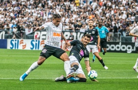 Jnior Urso durante clssico contra o Santos, na Arena Corinthians