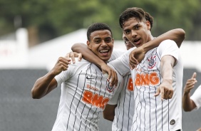 Corinthians goleia o Primavera pelo Paulista Sub-17