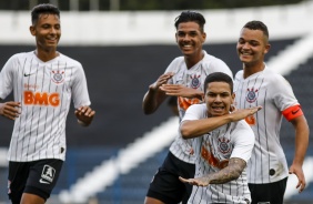 Corinthians goleia o Primavera pelo Paulista Sub-17