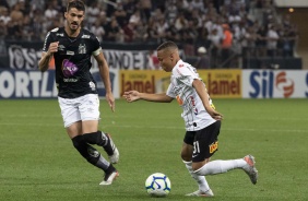 Jovem Janderson durante jogo contra o Santos, na Arena Corinthians, pelo Brasileirão