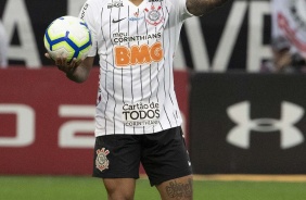 Michel durante jogo contra o Santos, na Arena Corinthians, pelo Brasileirão