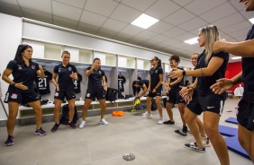 Meninas do Timão no vestiário durante jogo contra o São Paulo