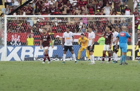 Ralf, Cssio, Vital e companheiros durante jogo contra o Flamengo, no Maracan, pelo Brasileiro