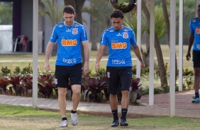 Boselli e Gabriel durante primeiro treino comandado por Dyego Coelho, no CT Joaquim Grava