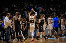 Corinthians enfrenta o Botafogo pelo NBB