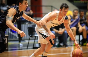 Corinthians enfrenta o Botafogo pelo NBB