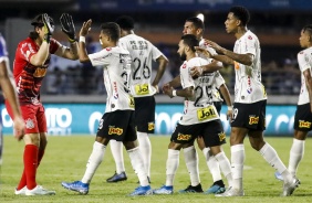 Cssio e jogadores durante derrota para o CSA, pelo Campeonato Brasileiro