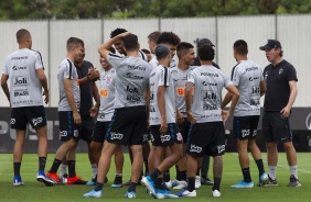 Elenco corinthiano finaliza atividades para enfrentar o Fortaleza, pelo Brasileiro