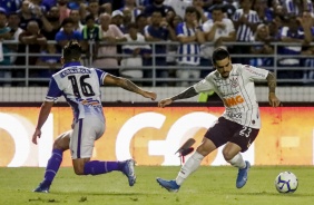 Fagner durante derrota para o CSA, pelo Campeonato Brasileiro