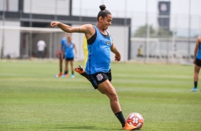 Jogadoras do Corinthians Feminino realizam treinamento no CT da base