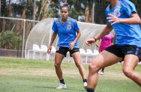 Jogadoras do Corinthians Feminino realizam treinamento no CT da base