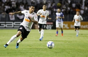 Volante Ralf durante jogo contra o CSA, pelo Campeonato Brasileiro