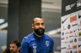Dyego Coelho chega à Arena Corinthians para jogo contra o Fortaleza, pelo Brasileirão