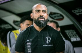 Interino Coelho durante partida contra o Fortaleza, pelo Brasileiro, na Arena Corinthians