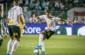 Garoto Pedrinho durante Drbi, contra o Palmeiras, no Pacaembu