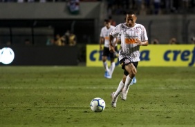 Janderson durante o Dérbi deste sábado, no Pacaembu