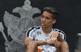 Pedrinho no ltimo treino antes do jogo contra o Palmeiras