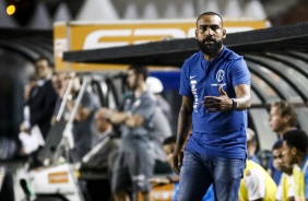 Treinador Coelho durante o Dérbi deste sábado, no Pacaembu