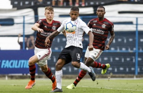 Pela semifinal do Brasileiro Sub-20, Corinthians leva a pior e sai atrs do Flamengo