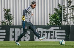 Goleiro Cssio no treinamento desta quarta-feira no CT Joaquim Grava