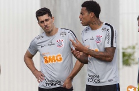 Avelar e Gustavo no treinamento desta quinta-feira no CT Joaquim Grava