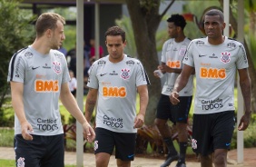 Carlos, Jadson e Marllon no treinamento desta quinta-feira no CT Joaquim Grava