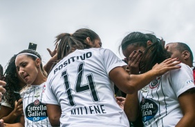 Jogadoras do feminino do Corinthians comemoram título de campeãs paulistas