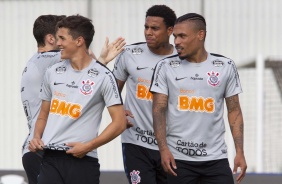 Jogadores do Timo no treinamento desta quinta-feira no CT Joaquim Grava