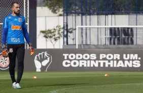 Walter no treinamento desta quinta-feira no CT Joaquim Grava