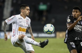 Fagner na derrota para o Botafogo, pelo Brasileirão, no estádio Nilton Santos