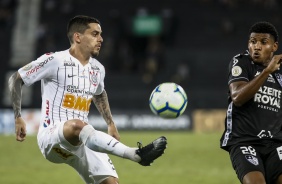 Fagner na derrota para o Botafogo, pelo Brasileiro, no estdio Nilton Santos