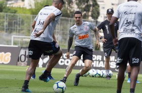 Fagner no ltimo treino antes do jogo contra o Botafogo, pelo Brasileiro