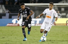 Pedrinho durante partida contra o Botafogo, no estádio Nilton Santos