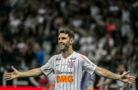 Boselli marcou gol de peito contra o Ava, pelo Brasileiro, na Arena Corinthians