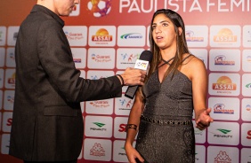 Millene durante cerimônia de Premiação do Campeonato Paulista Feminino